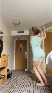 Wiktoria Gasiewska feet photo thumbnail