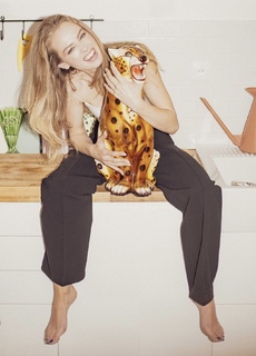 Wiktoria Gasiewska feet photo thumbnail