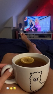 Wiktoria Gasiewska feet photo thumbnail