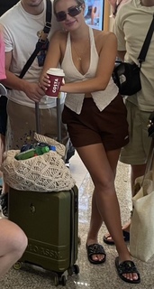 Wiktoria Gasiewska feet photo thumbnail