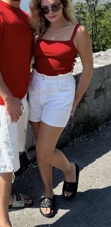 Wiktoria Gasiewska feet photo thumbnail