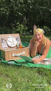 Wiktoria Gasiewska feet photo thumbnail