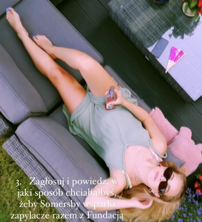 Wiktoria Gasiewska feet photo thumbnail