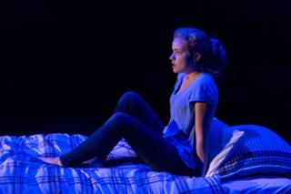 Willa Fitzgerald feet photo thumbnail