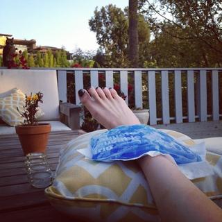 Willa Holland feet photo thumbnail