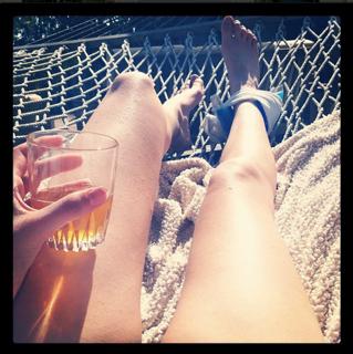 Willa Holland feet photo thumbnail