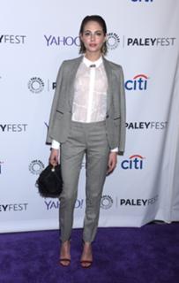 Willa Holland feet photo thumbnail