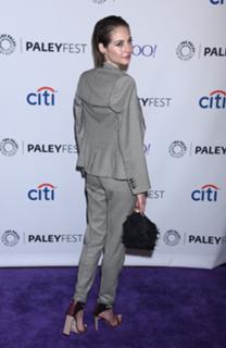 Willa Holland feet photo thumbnail