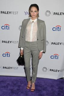 Willa Holland feet photo thumbnail