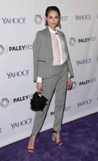 Willa Holland feet photo thumbnail