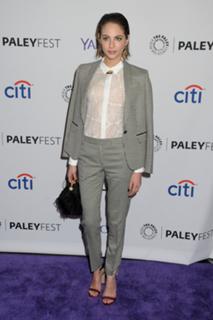 Willa Holland feet photo thumbnail