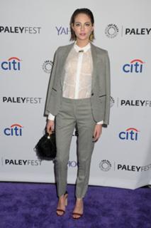 Willa Holland feet photo thumbnail