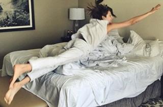 Willa Holland feet photo thumbnail