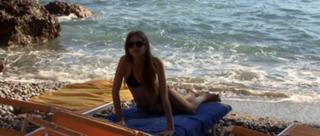 Willa Holland feet photo thumbnail