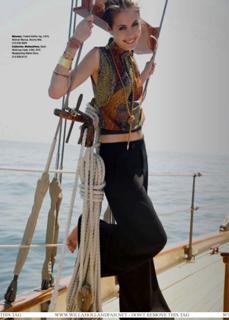Willa Holland feet photo thumbnail