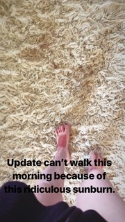Willow Shields feet photo thumbnail