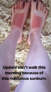 Willow Shields feet photo thumbnail