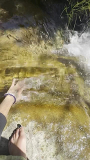 Willow Smith feet photo thumbnail