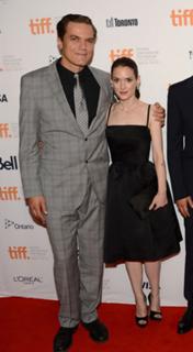Winona Ryder feet photo thumbnail
