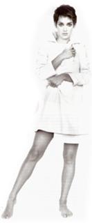 Winona Ryder feet photo thumbnail