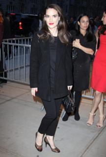 Winona Ryder feet photo thumbnail