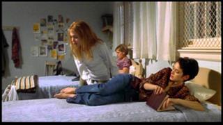 Winona Ryder feet photo thumbnail