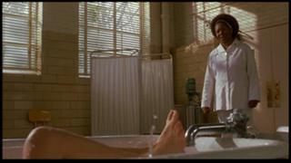 Winona Ryder feet photo thumbnail