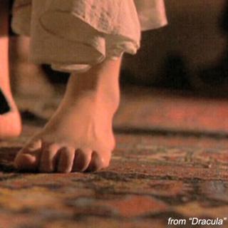 Winona Ryder feet photo thumbnail