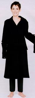 Winona Ryder feet photo thumbnail