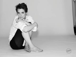 Winona Ryder feet photo thumbnail