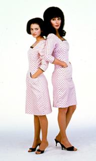 Winona Ryder feet photo thumbnail