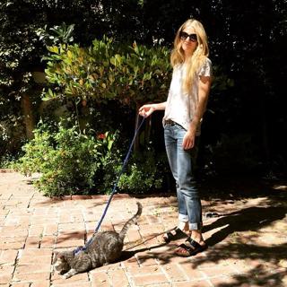 Winter Ave Zoli feet photo 14