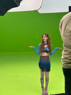 Winter feet photo thumbnail