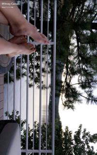 Witney Carson feet photo thumbnail