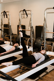 Witney Carson feet photo thumbnail