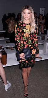 Witney Carson feet photo thumbnail