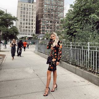 Witney Carson feet photo thumbnail