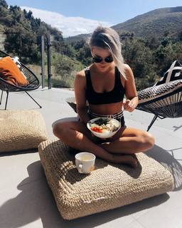 Witney Carson feet photo thumbnail
