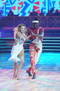 Witney Carson feet photo thumbnail