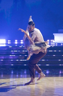 Witney Carson feet photo thumbnail