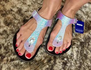 Wolke Hegenbarth feet photo thumbnail