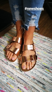 Wolke Hegenbarth feet photo thumbnail