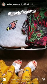 Wolke Hegenbarth feet photo thumbnail