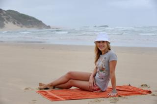 Wolke Hegenbarth feet photo thumbnail