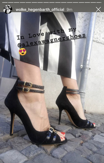 Wolke Hegenbarth feet photo thumbnail