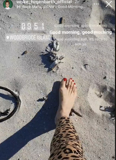Wolke Hegenbarth feet photo thumbnail