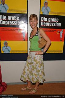 Wolke Hegenbarth feet photo thumbnail
