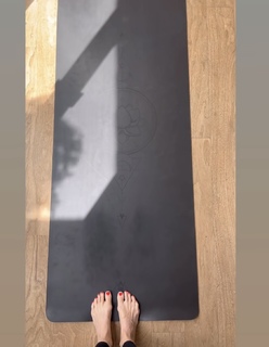 Wolke Hegenbarth feet photo thumbnail