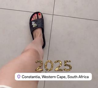 Wolke Hegenbarth feet photo thumbnail