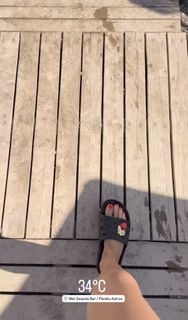 Wolke Hegenbarth feet photo thumbnail